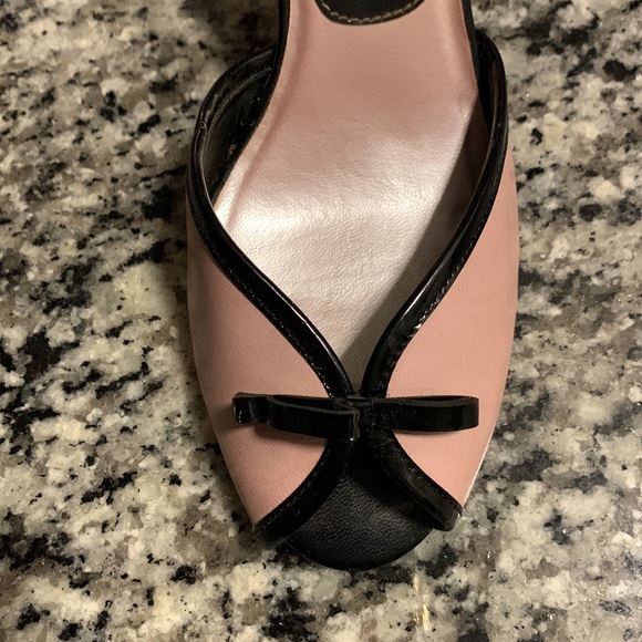 Pumps - Picture 3 of 4